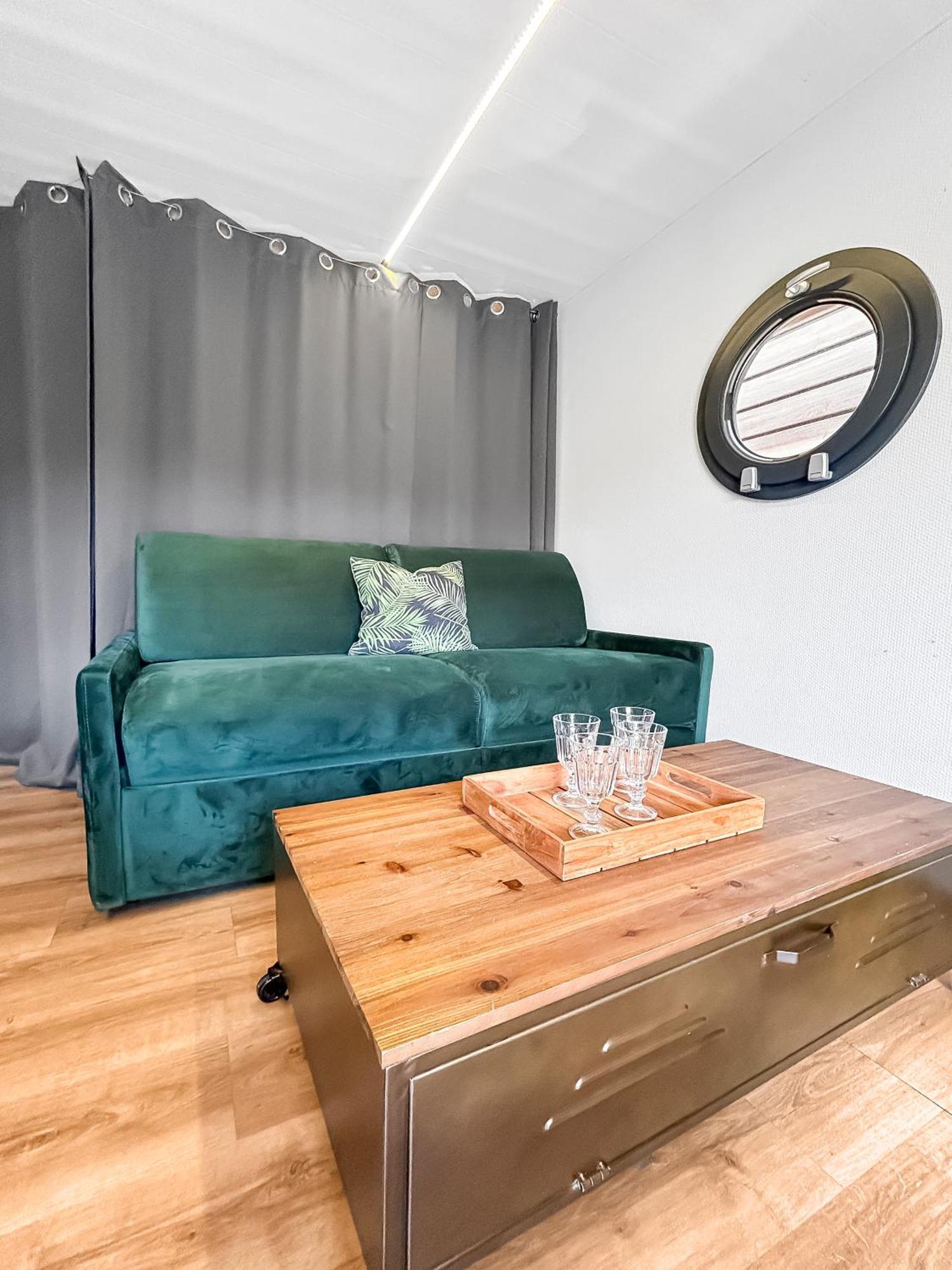 Hotel Sejour Unique Sur Un Bateau "Marius" Vauvert Exteriér fotografie