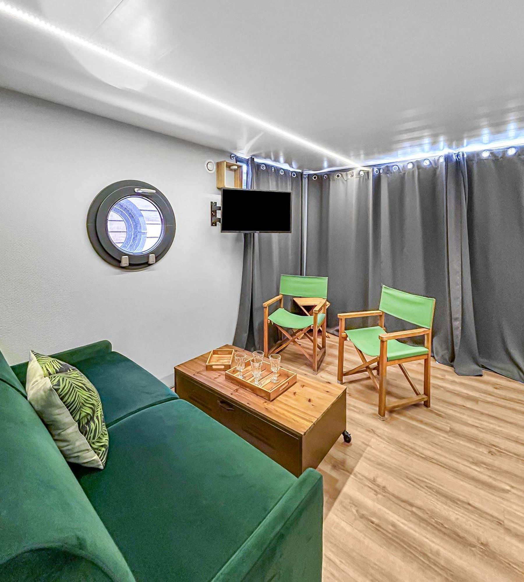 Hotel Sejour Unique Sur Un Bateau "Marius" Vauvert Exteriér fotografie